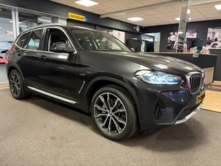 BMW X3 XDrive30e Business Edition Plus / leer / head up / camera / trekhaak / orig ned / 7