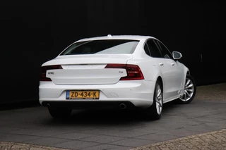 Volvo S90 2.0 T4 Momentum | CAMERA | VIRTUAL COCKPIT | CRUISE | APPLE CARPLAY | / 4