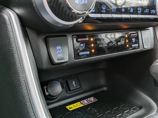 Toyota RAV4 2.5 Plug-in Hybrid AWD Bi-Tone Plus|Panodak|Stoelkoeling/Verwarming|JBL|Memory|Leder|360-Camera|Head-Up / 34