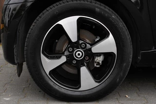 Smart fortwo EQ Comfort 18 kWh|Cruise Control|Automatische verlichting| / 29