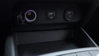 Hyundai i10 1.0 Comfort 5-zits All Seasons | Carplay | / 31