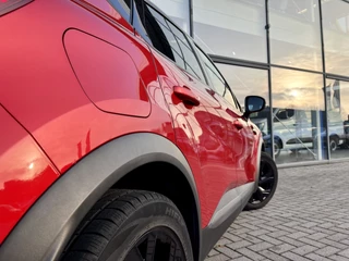 Renault Captur 1.3 TCe 160 EDC R.S. Line  | Automaat | All Seasons | Navigatie | Groot Scherm | Achteruitrijcamera + Parkeersensoren | Draadloze Telefoonlader | Climate Control | Luxe Pook | Apple CarPlay/Android Auto / 38