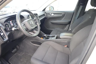 Volvo XC40 1.5 T2 Momentum Core|Automaat|LED|Camera|Cruise|Navi|Clima / 6
