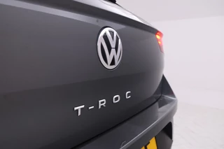 Volkswagen T-Roc 1.5 TSI Sport  150PK, Automaat, Apple carplay, Climate, / 10