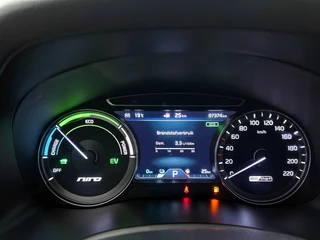 Kia Niro 1.6 GDi PHEV DynamicLine Automaat | Adaptive Cruise | Stoel/Stuurverwarming | CarPlay | Camera | Trekhaak / 15