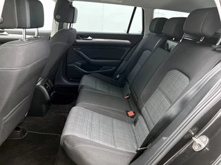 Volkswagen Passat 1.5 TSI Business | Automaat | Adaptive cruise | Stoelverwarming | CarPlay | Camera | Parkeersensoren | BTW / 30