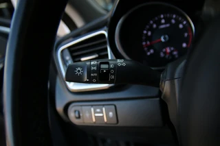 Kia Ceed 1.4 T-GDi Dyn.PlusL / 18