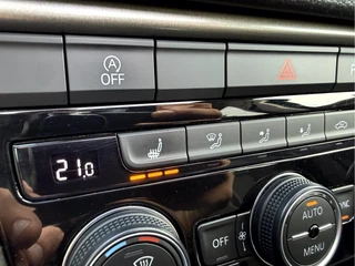 Volkswagen T-Roc 1.5 TSI Style Business  Panoramadak, Stoelverwarming, App Connect / 11