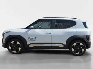 Kia EV2 Plus 42.2 kWh | Navigatie | Climate control | Stoel + Stuurverwarming | Parkeer sensoren voor + achter | Parkeer camera achter | DEMO / 2