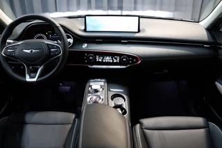 Genesis GV70 Panoramadak | BTW | Adaptive Cruise Control / 18