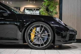 Porsche 911 3.8 Turbo S|PCCB|Matrix|Chrono|Schuifdak|Carbon / 19