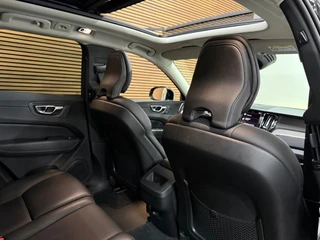 Volvo XC60 2.0 T5 Inscription | 250PK | Automaat | Leder | Camera | Trekhaak | Pano | Navi | 12,3” Digitaal Display / 23