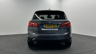 BMW 2-serie Active Tourer 216i Executive Edition LM NAVI LED HEAD UP. / 8