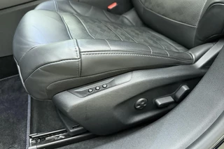 Citroen C5 X 1.6 Plug-in Hybrid 225 Shine Automaat | Navigatie | Stoel & Stuurverwarming | Keyless | Lederen bekleding | Massage stoelen | Extra getint glas | Camera / 20