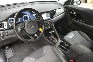 Kia Niro 1.6 GDi Hybrid 141pk DCT6 First Edition Navi | Camera | PDC | Cruise | Trekhaak | LMV / 10