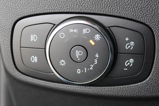 Ford Focus Wagon 1.0 EcoBoost Hybrid ST Line X  | Trekhaak | BLIS | Winterpack | Adaptieve cruise / 40