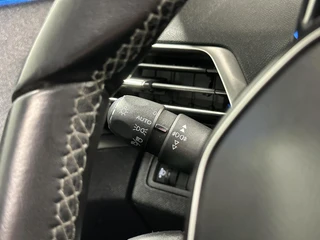 Peugeot 3008 1.2 PureTech Blue Lease Premium PANO CAMERA NAVI CRUISE CARPLAY. / 22