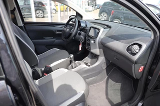 Toyota Aygo 1.0 VVT-i x-play|Camera|Apple carplay/android auto|Airco|Elek. Ramen| / 18