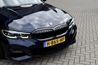 BMW 3 Serie 330e M Sport Individual  | 19'' Wielen | Lederen Bekleding | CarPlay | Audio Media Pack | 1e Eigenaar | / 30