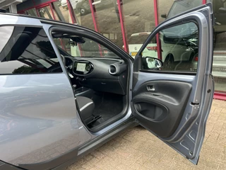 Toyota Aygo X 1.0 VVT-i S-CVT Envy  | Cabriodak | ACC | Camera | Carplay | / 28