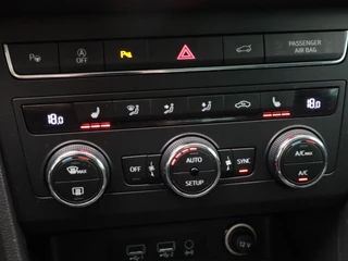 SEAT Ateca 1.5 TSi 150 Pk Automaat Style Business | Full LED | Stoelverwarming | Camera | Navigatie | Cruise Control | 17 Inch | 119.068 Km !! / 28