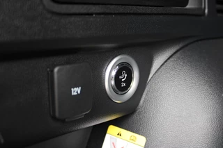 Ford Kuga 2.5 PHEV ST-Line X  | Panoramadak | Trekhaak | B&O | Winterpack / 38