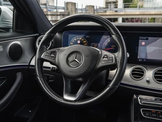 Mercedes-Benz E-klasse 200 AMG Line | Panoramadak | Leder | 360  Camera | Widescreen | LED | Apple CarPlay Android Auto | Memory | 19" | Sfeerverlichting | Dealeronderhouden / 14