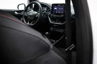 Ford Fiesta 1.0 EcoBoost ST-Line | CLIMA | DAB | APPLE | TREKHAAK | 17" / 13