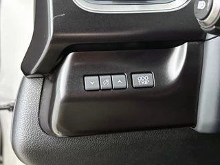Lexus UX 250h F Sport Design | Automaat | Adaptive Cruise | Leder / 28