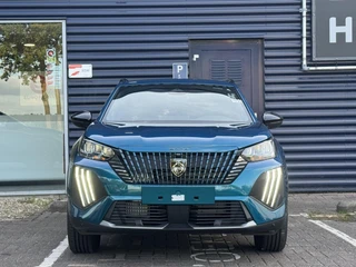 Peugeot 2008 Allure 1.2 Hybrid 145 e-DSC6 | Apple Carplay/Android Auto | Draadloze Telefoonoplader | Dodehoek Detectie | Adaptief Cruise Control | Lichtmetalen Velgen 17 Inch / 2