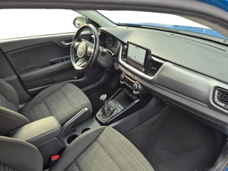 Kia Stonic 1.0 T-GDi MHEV DynamicPlusLine | Cruise Control | Climate Control | Camera | Navigatie | Parkeersensoren | Trekhaak | Zwart Dak | / 24