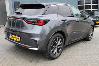 Lexus LBX 1.5 Cool 2WD / 5