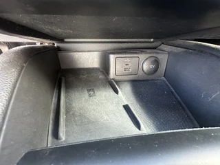 Ford Focus 1.0 EcoBoost Hybrid ST Line X  | Adapt. Cruise | Apple/Android | Stuur- en stoelverwarming | Keyless | PDC v+a incl. camera / 29