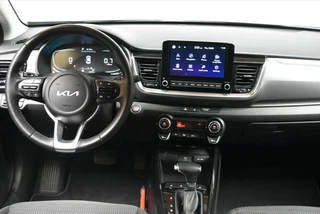 KIA Stonic 1.0 T-GDi MHEV 100pk DCT7 DynamicPlusLine / 27