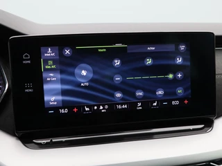 Skoda Octavia Combi 1.4 TSi 204 PK iV PHEV Business Plus | Stoelverwarming | Panoramadak | Camera | Adaptive Cruise | Head UP | 18 Inch | 95.33 Km !! / 32