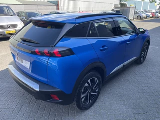 Peugeot 2008 100pk Allure Pack (Camera - Automatische Airco - i-cockpit - Navigatie - 17" - Apple Carplay - LED) / 6
