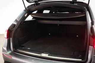 Mercedes-Benz E-klasse Estate AMG 63 4MATIC Premium Plus | PANORAMADAK | STOELVENTILATIE | BURMESTER | 360 CAMERA | TREKHAAK | 19" / 17