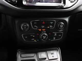 Jeep Compass 1.3T Limited | LEDER | CAMERA | NAVI | CRUISE | / 23