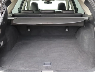 Subaru Outback 2.5i Premium  | Schuifdak | Trekhaak | Winterbandenset | H&K / 72