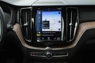 Volvo XC60 2.0 PHEV T6 AWD Inscription|Stuur-Stoelverw.+Vent.|Bowers & Wilkins|Camera|ACC|Pano| / 37