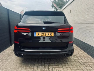 BMW X5 XDRIVE50E LAUNCH / 7