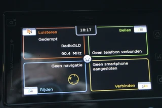 Suzuki Swift 1.2 STIJL SMART HYBR **NL-Auto** Camera / Apple Carplay / Android / 38