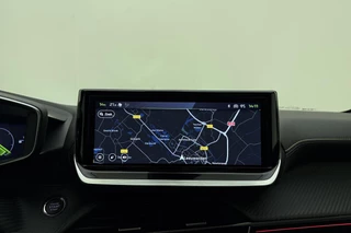 Peugeot 208 1.2 PureTech 100 GT | Apple carplay/Android auto | Achteruitrijcamera + frontcamera | Navigatie | Panoramadak | Stoelverwarming | Keyless entry+start | Adaptive cruise control | / 25
