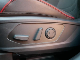 Hyundai Tucson 1.6 T-GDI PHEV N Line Sky 4WD 360C| Adaptive| Stoel verw+ Ventilatie / 33