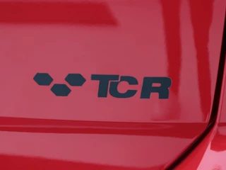 Volkswagen Golf 2.0 TSi GTi 290 Pk TCR | Panorama Dak | Adaptive Cruise | Camera | Stoelverwarming | 18 inch | 90.438 km!! / 21