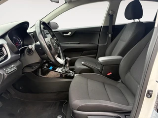 Kia Rio 1.0 TGDI DynamicLine | Navigatie | Airco | Apple Carplay / Android Auto | Achterruitrij Camera | Lichtmetalen Velgen | / 13