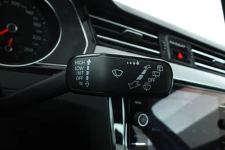 Volkswagen Passat Variant 1.6 TDI Comfort Business  Automaat, Navigatie, Apple carplay, Climate, / 23