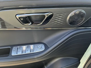 Omoda 5 EV Premium 61 kWh Voorraad Nieuw| ECC | Schuif/kanteldak | Keyless | Lederen bekleding | Stoel & Stuurverwarming | Navigatie | 7 Jaar fabrieksgarantie / 30