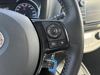 Toyota Yaris 1.0 VVT-i Aspiration 5-Deurs | Climate control | Camera | Navigatie | Cruise control | Elektrisch Pakket | Bluetooth telefoonvoorbereiding / 20