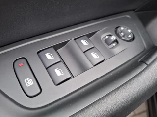 Peugeot 508 Active 130 Automaat Pack Business Nav/Cam/Trekhaak / 33